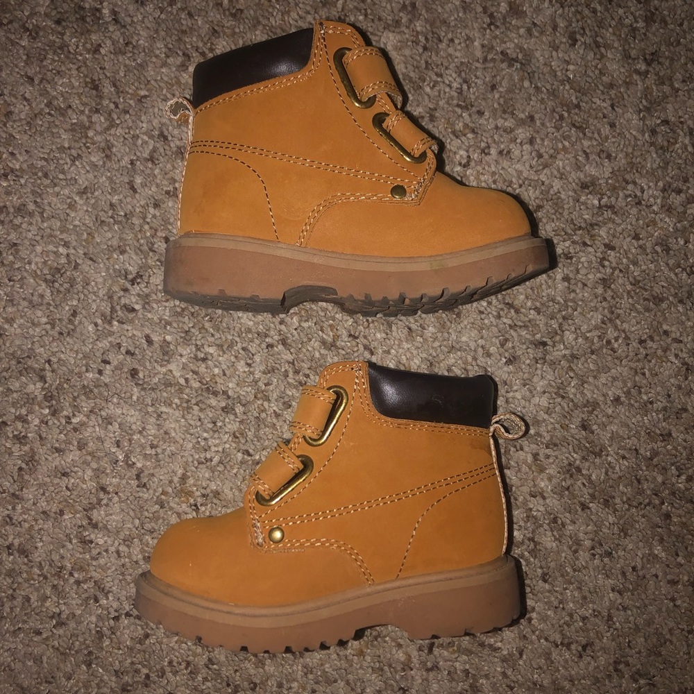 Kids booties